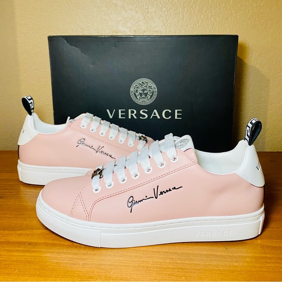 NIB! Versace Women's Blush Pink Leather Fashion Sneakers - Picture 4 of 17